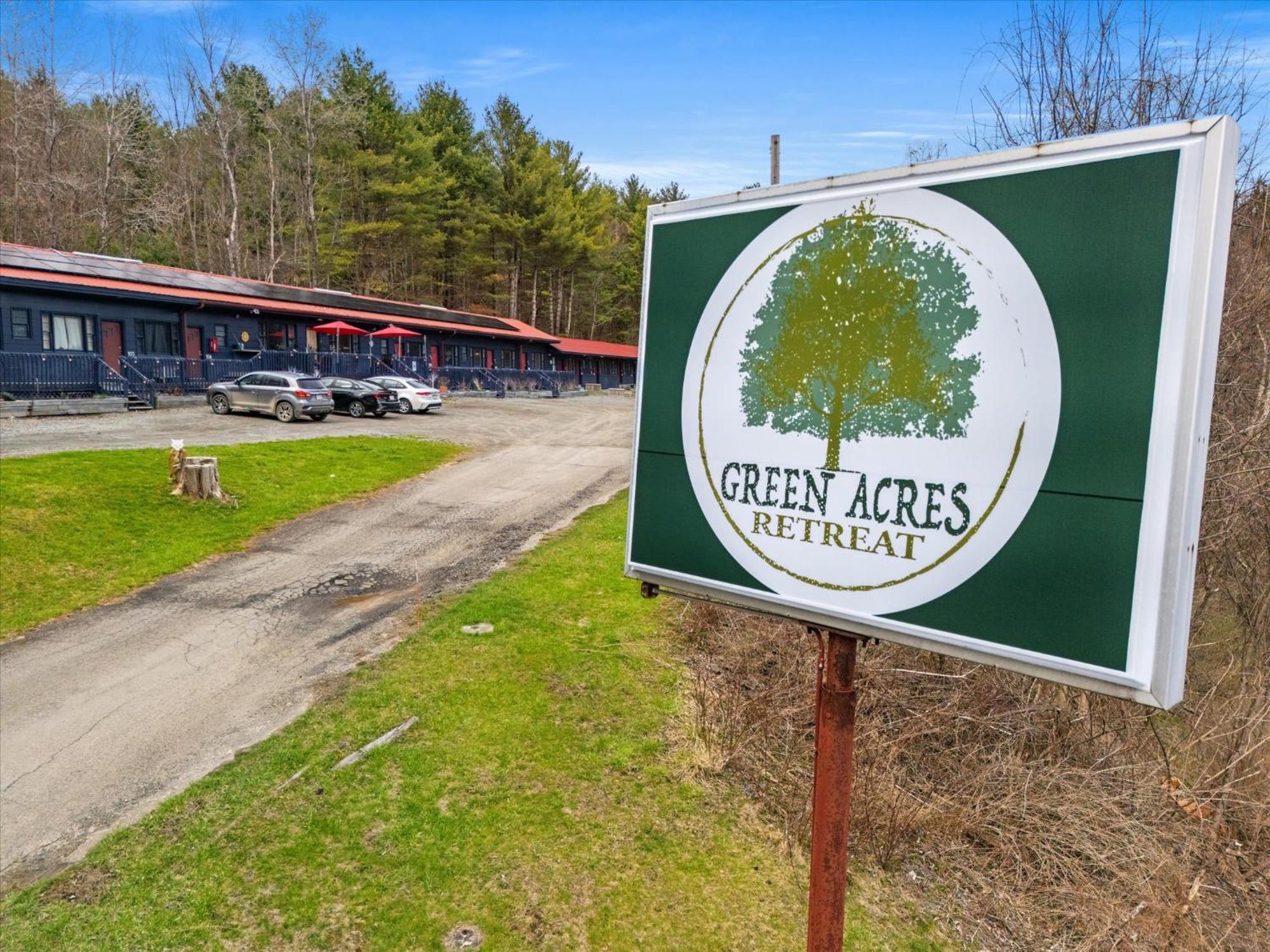 Green Acres Retreat Hancock Buitenkant foto